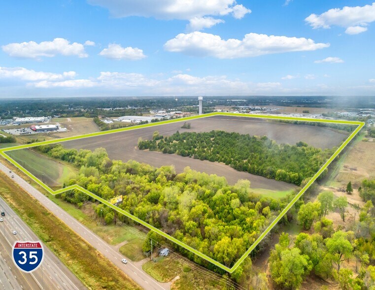 More Photos Of Gateway 2, Hewitt Land For Sale