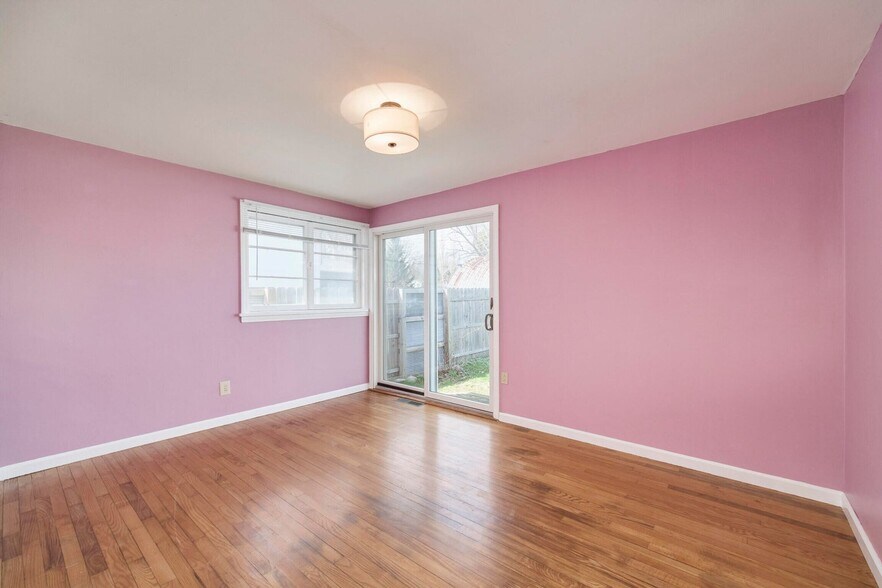 More Photos Of 4990 Main St, Onekama Freestanding For Sale