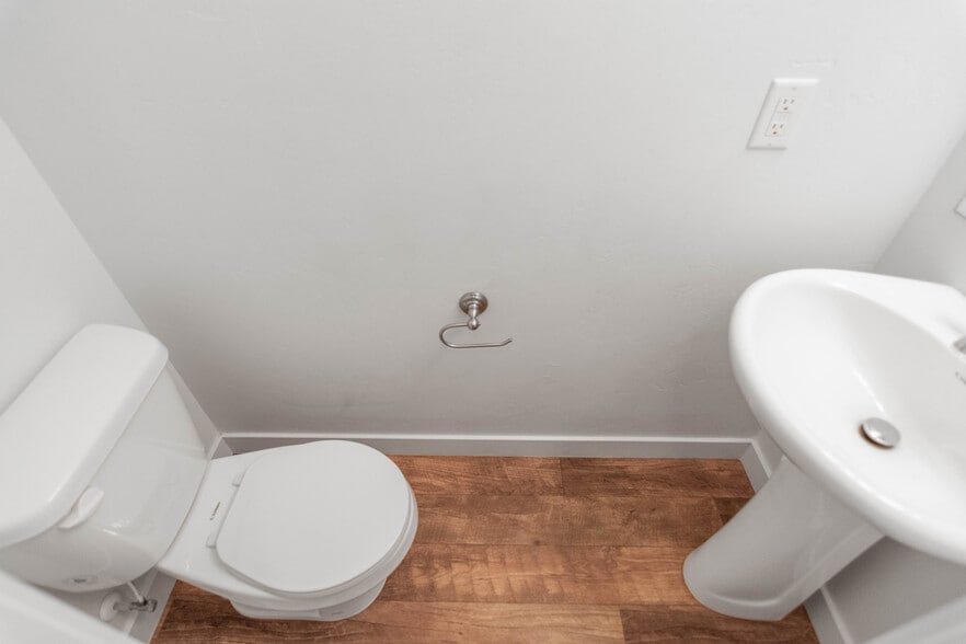 More Photos Of 14849 S Diorite Ct, Herriman Apartments For Sale