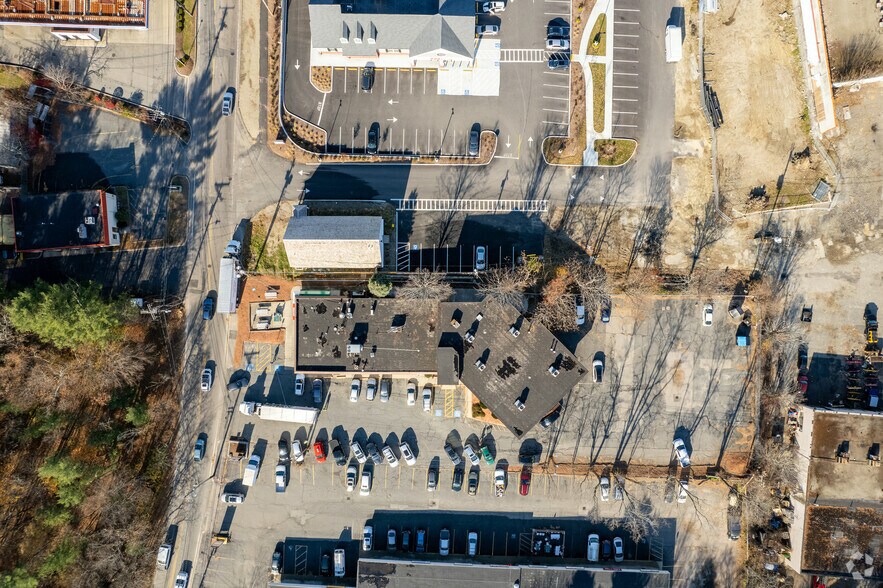 More Photos Of 861 Edgell Rd, Framingham Storefront For Lease