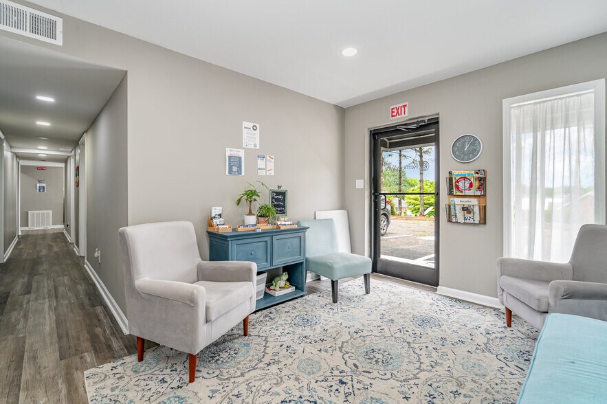 More Photos Of 1752 Country Club Rd, Gastonia Office Residential For Sale