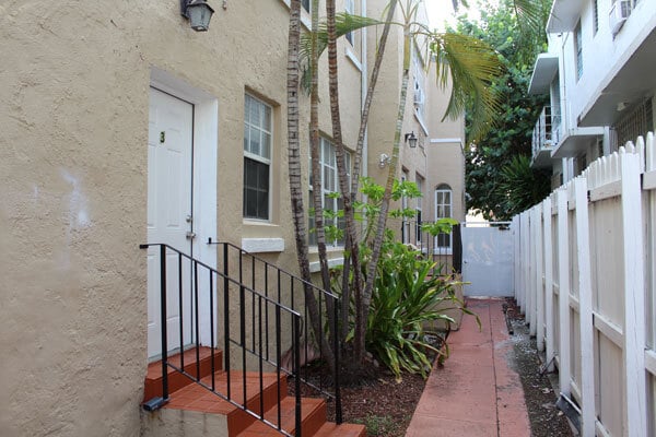 More Photos Of 828 Pennsylvania Ave, Miami Beach Apartments For Sale