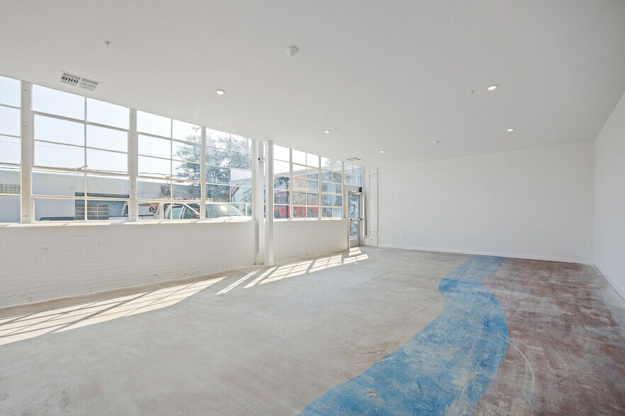 More Photos Of 1716 Summit Ave, Richmond Apartments For Sale