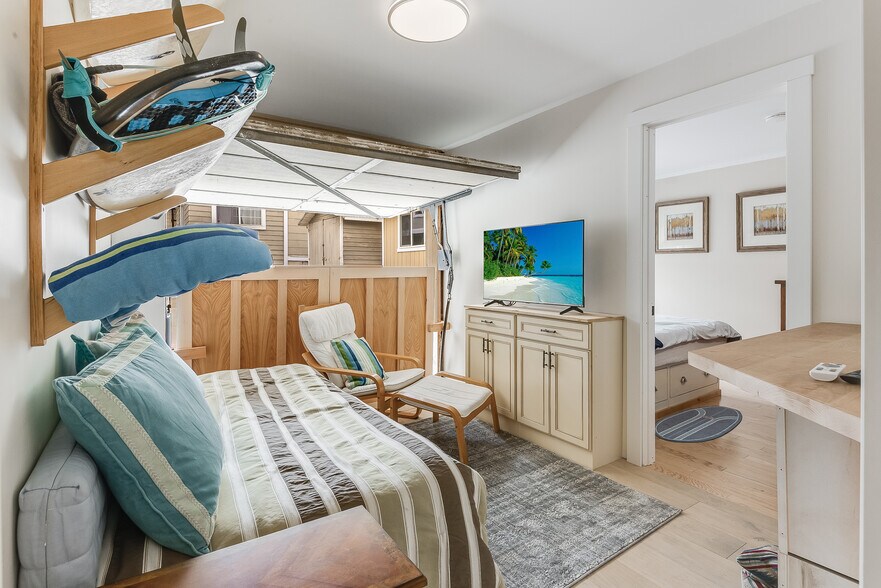 More Photos Of 213 S Francisca Ave, Redondo Beach Multifamily For Sale