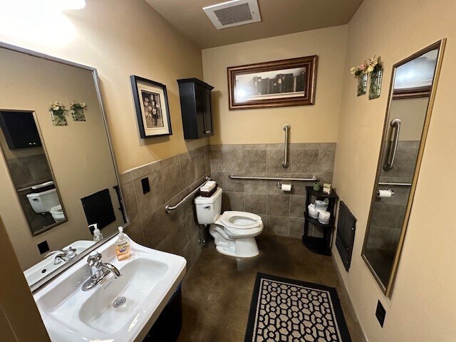 More Photos Of 3318 N Grandmill Ln, Coeur d'Alene Medical For Lease
