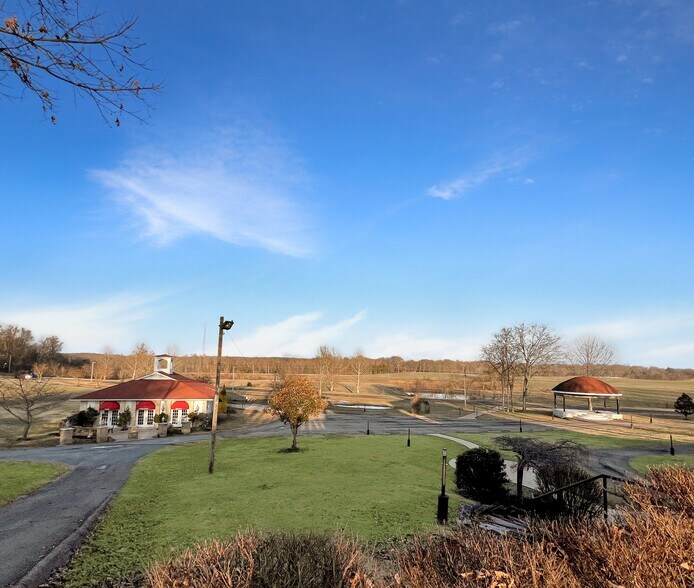 More Photos Of 2982 Harvey Bowden Rd, Paris Winery Vineyard For Sale