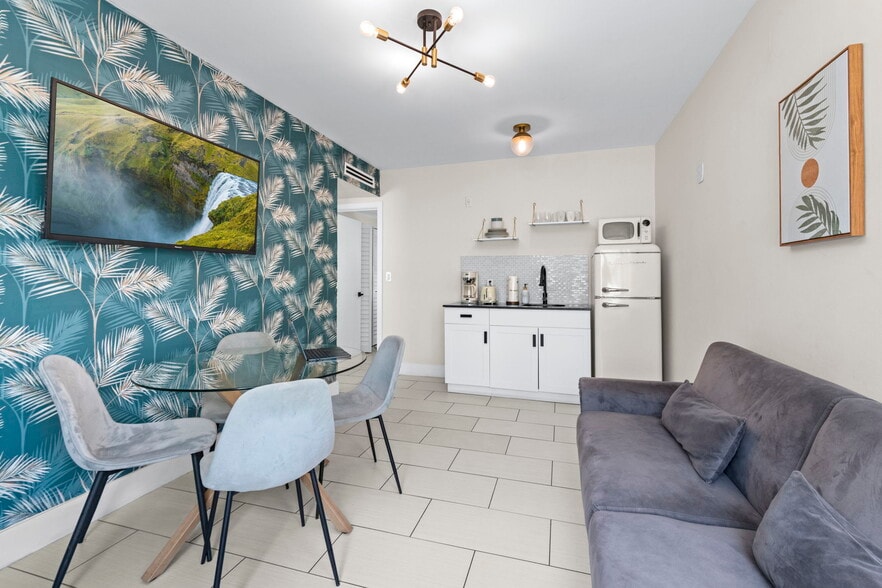 More Photos Of 7320 Byron Ave, Miami Beach Hotel For Sale