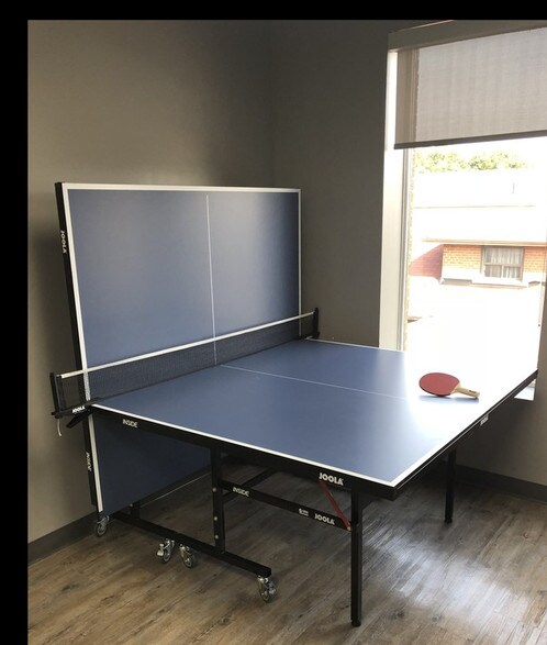 More Photos Of 866 The Queensway, Toronto Office For Lease
