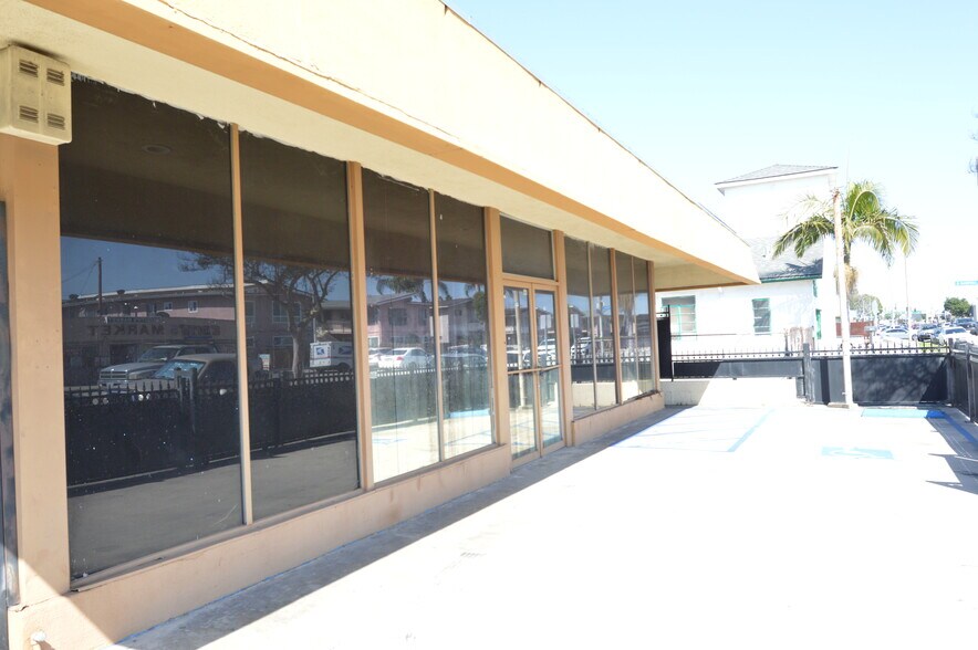 More Photos Of 3365 Martin Luther King Jr Blvd, Lynwood Unknown For Lease