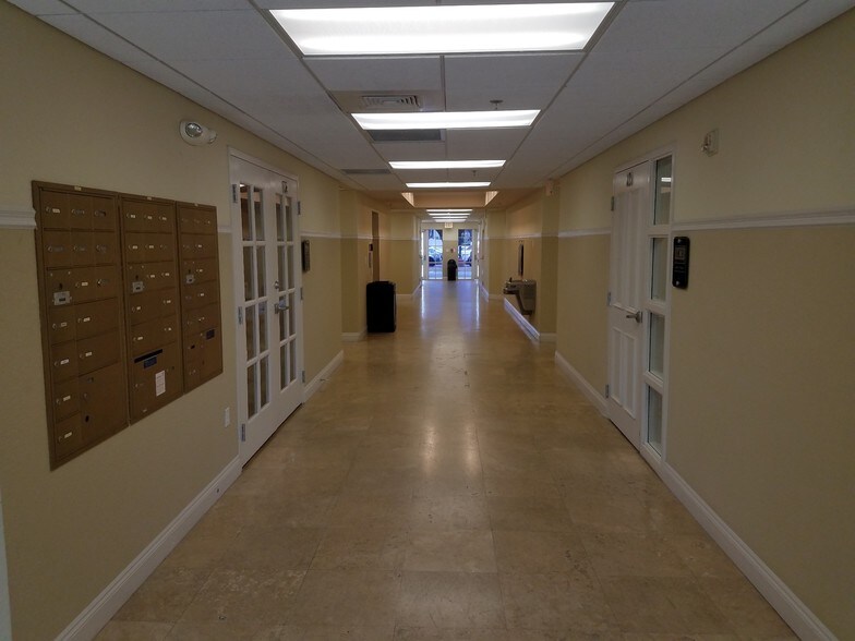 More Photos Of 42 Business Centre Dr, Miramar Beach Office For Sale