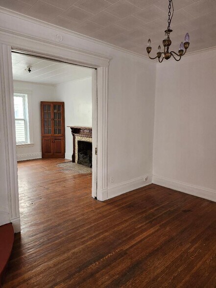 More Photos Of 65 Mason St, Rochester Apartments For Sale