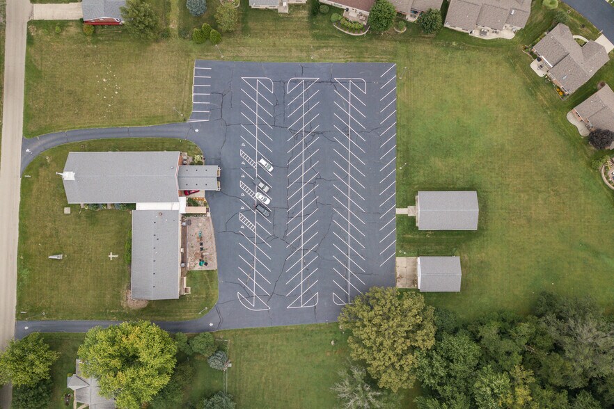 More Photos Of 733 Country Club Dr, Xenia Religious Facility For Sale