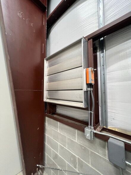 More Photos Of 3111 IH 30, Dallas Light Distribution For Lease