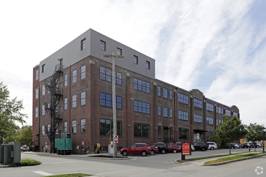 More Photos Of 910 E Main St, Norristown Office For Lease
