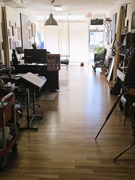 More Photos Of 3045 N Federal Hwy, Fort Lauderdale Storefront Retail Office For Lease