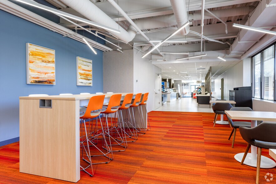 More Photos Of 187 Danbury Rd, Wilton Unknown For Lease