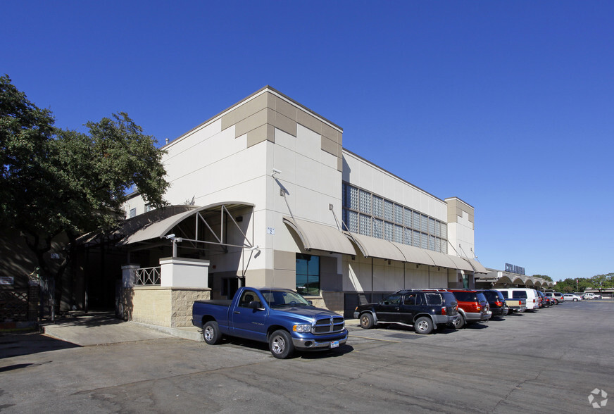 Primary Photo Of 5005 West Ave, San Antonio Manufacturing For Lease