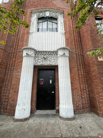 More Photos Of 2521 San Pablo Ave, Oakland Apartments For Sale