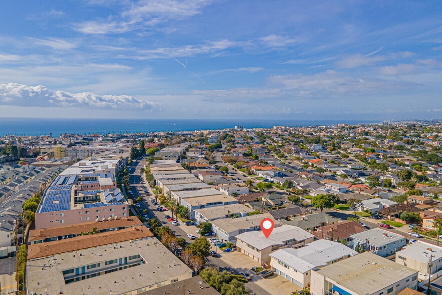 More Photos Of 523 Avenue G, Redondo Beach Multifamily For Sale