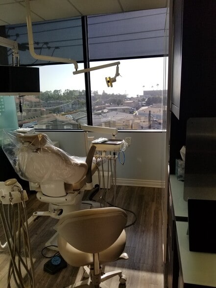 More Photos Of 1501 Superior Ave, Newport Beach Medical For Lease