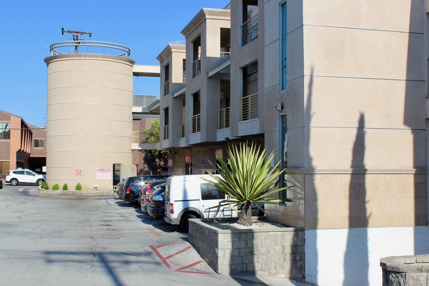 More Photos Of 501 W Garvey Ave, Monterey Park Storefront Retail Office For Lease