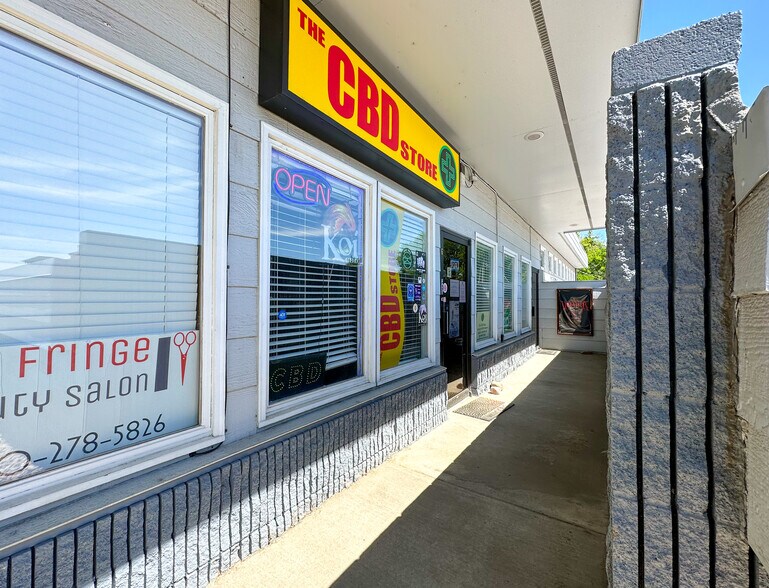 More Photos Of 1528 N Lincoln Ave, Loveland Office For Lease
