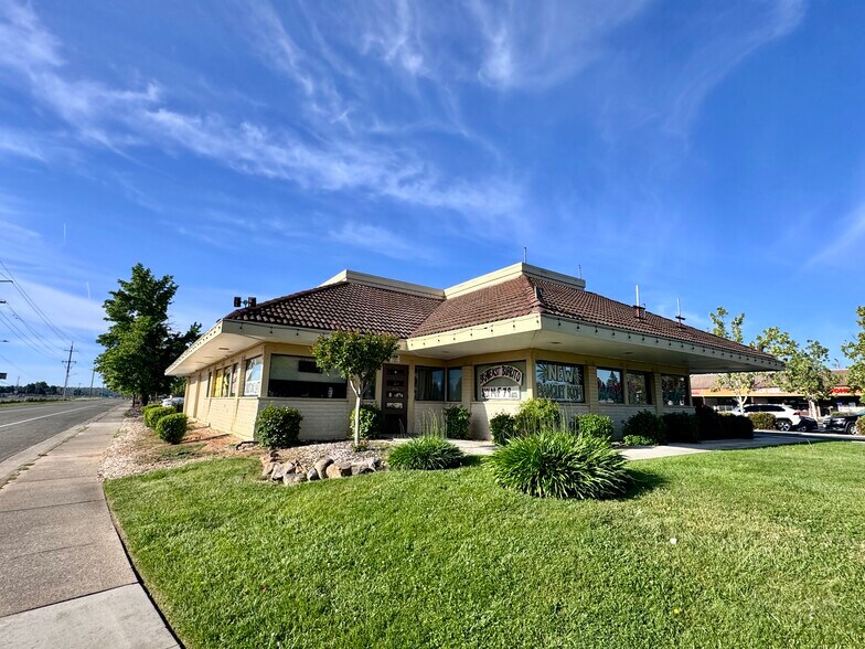 More Photos Of 6392-6512 Westside Rd, Redding Unknown For Lease