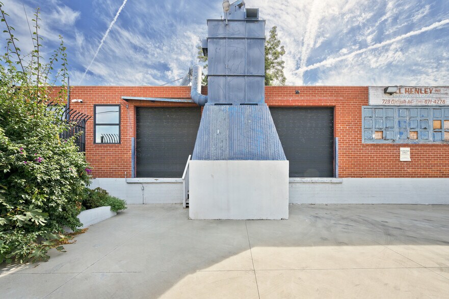 More Photos Of 729 Centinela Ave, Inglewood Industrial For Lease