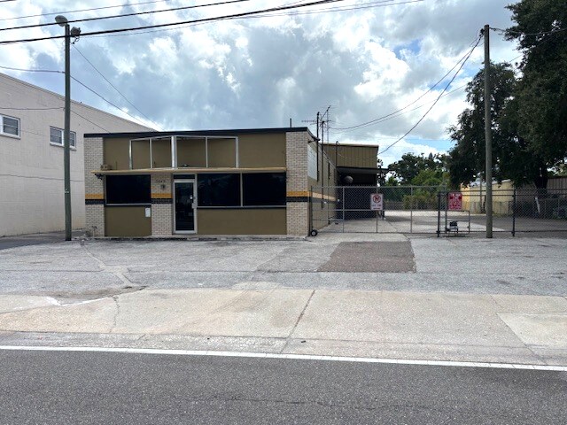 More Photos Of 3642 W Cypress St, Tampa Light Manufacturing For Lease
