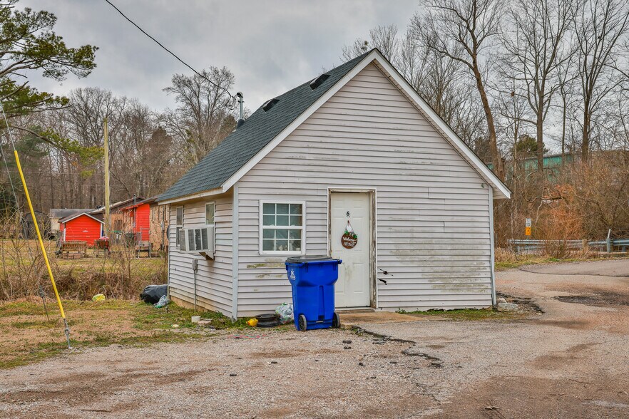 More Photos Of 279 Pikeview St, Dresden Multifamily For Sale