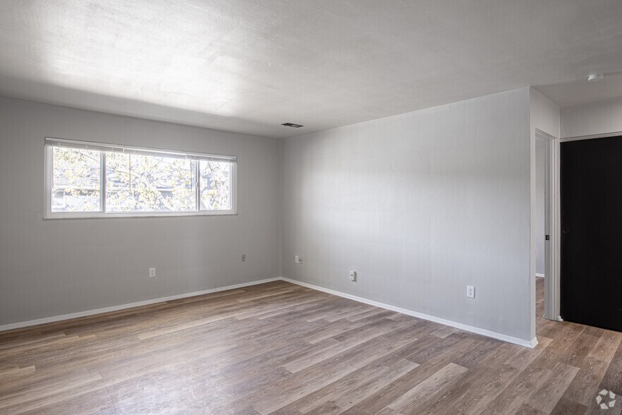 More Photos Of 237-311 N 12th St, Miamisburg Apartments For Sale