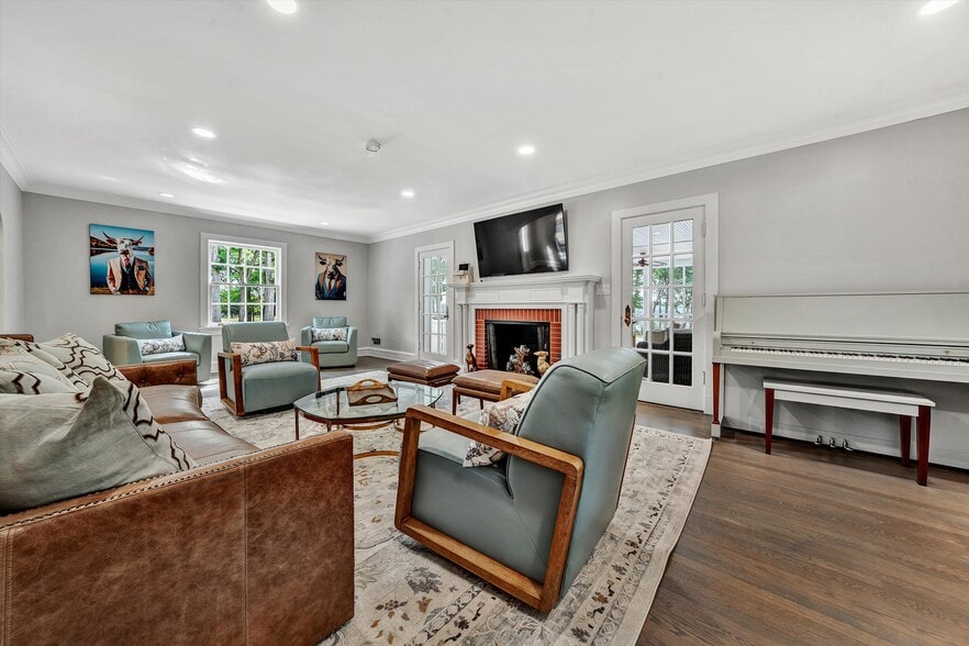 More Photos Of 750 Penn Hall Rd, Union Hall Specialty For Sale