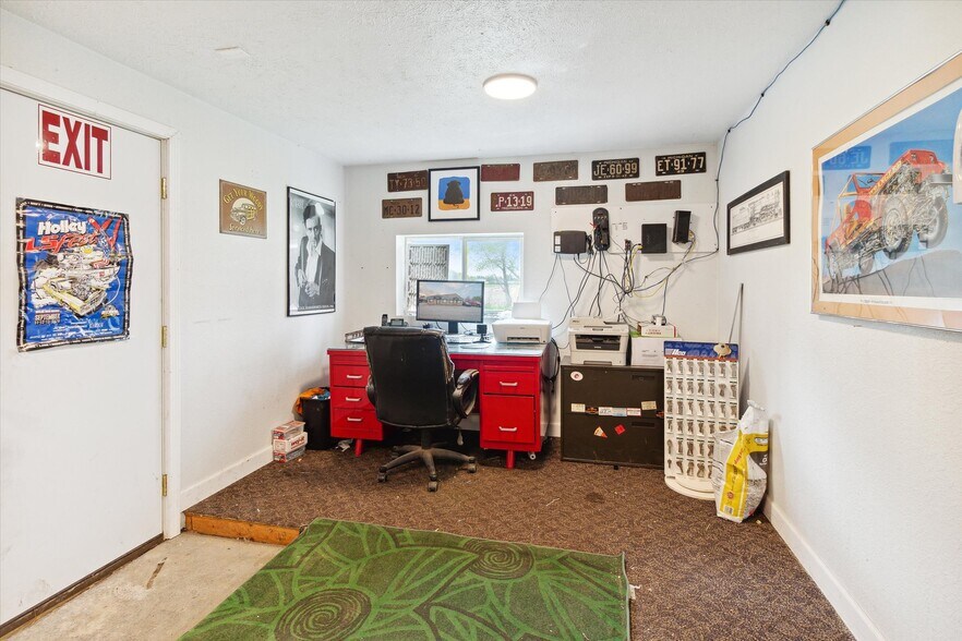 More Photos Of 3159 W Monroe Rd, Alma Freestanding For Sale