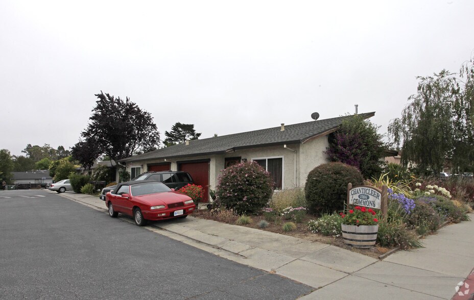 More Photos Of 1584 Chanticleer Ave, Santa Cruz Apartments For Sale
