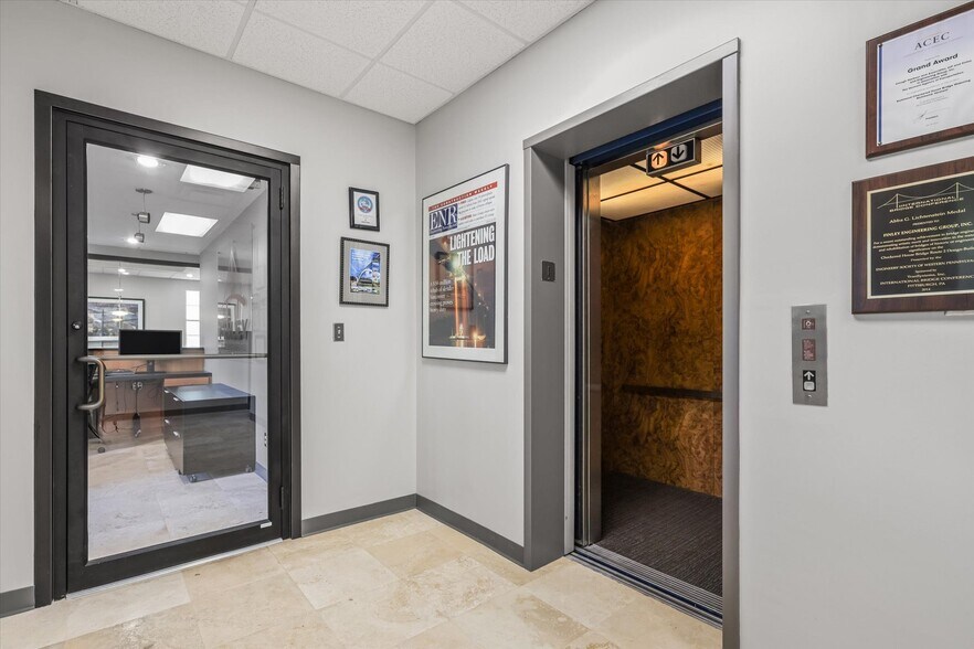 More Photos Of 1589 Metropolitan Blvd, Tallahassee Office For Lease