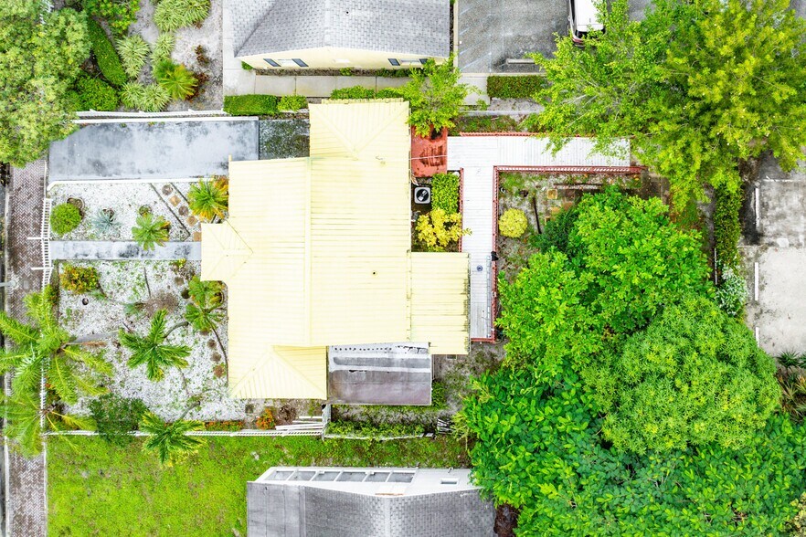 More Photos Of 23 S Swinton Ave, Delray Beach Office For Lease