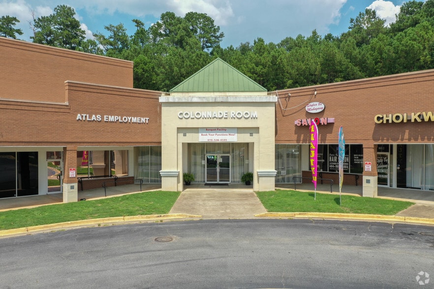More Photos Of 7984-8044 Rockbridge Rd, Lithonia Storefront For Lease