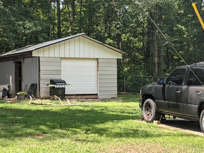 133 Alabama Highway 165, Phenix City, AL 36869 Manufactured Housing