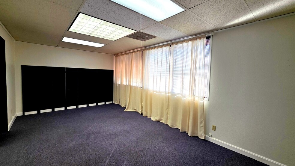 More Photos Of 217 S Glendora Ave, Glendora Office For Lease
