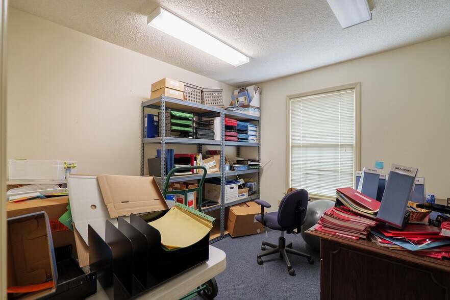 More Photos Of 3185 Madison Hwy, Valdosta Office For Sale