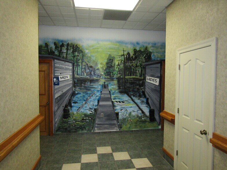 More Photos Of 131 W Main St, New Iberia Storefront For Lease