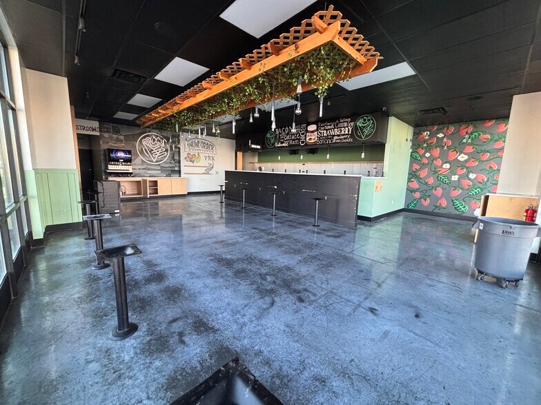 More Photos Of 1066-1090 N Main St, Spanish Fork Unknown For Lease