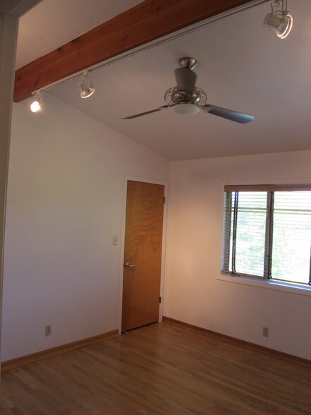 More Photos Of 111 Margaret Ln, Grass Valley Office For Sale