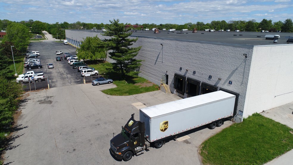 More Photos Of 2525 Monroe Blvd, Norristown Distribution For Lease