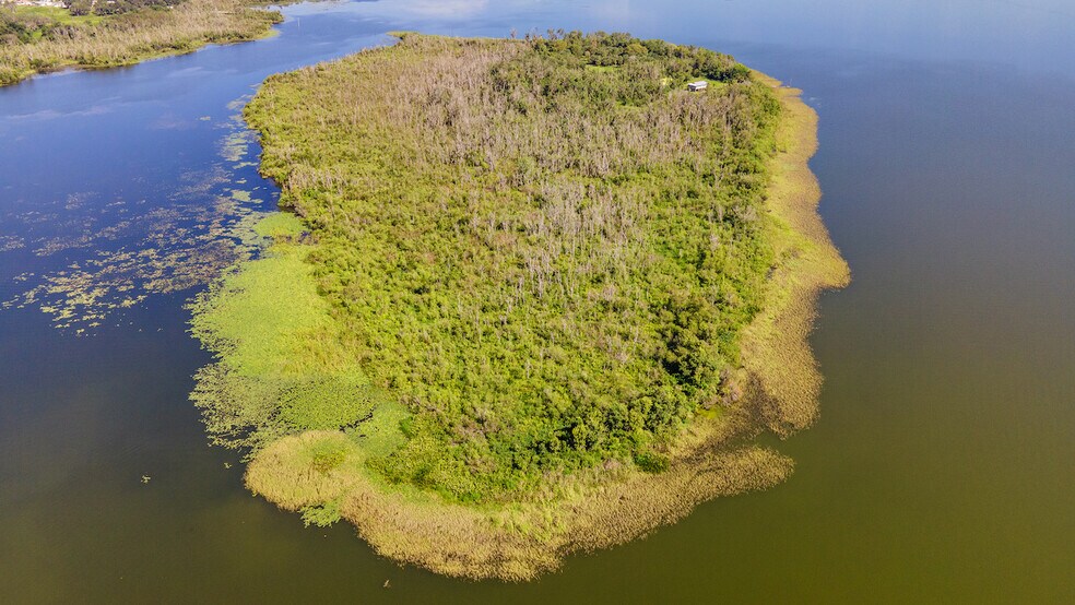 More Photos Of 6001 Bird Island Dr, Lady Lake Lodge Meeting Hall For Sale