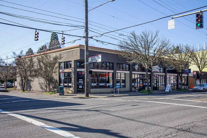 Primary Photo Of 4800-4818 N Lombard St, Portland Restaurant For Lease