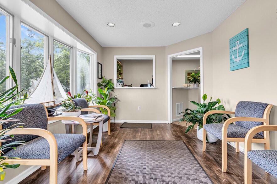 More Photos Of 2 Garfield Ave, Toms River Medical For Sale