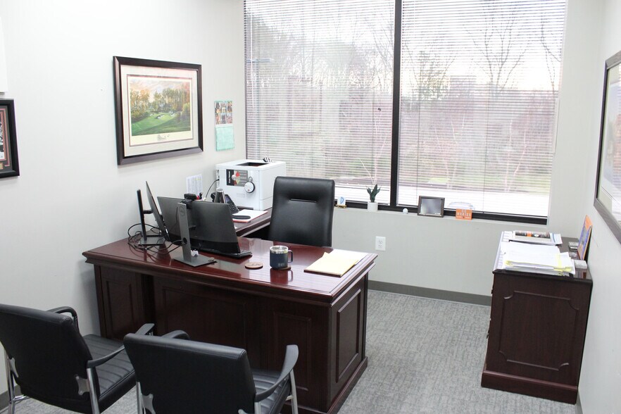 More Photos Of 181 Harry S Truman Pky, Annapolis Office For Lease