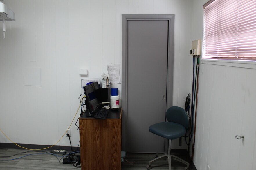 More Photos Of 425-427 S Summit Ave, Fort Worth Medical For Lease