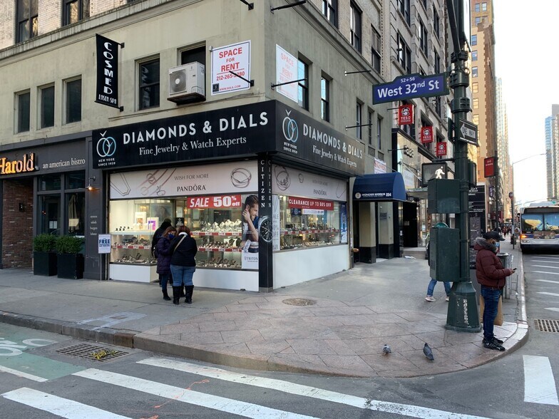 More Photos Of 1271-1273 Broadway, New York Loft Creative Space For Lease